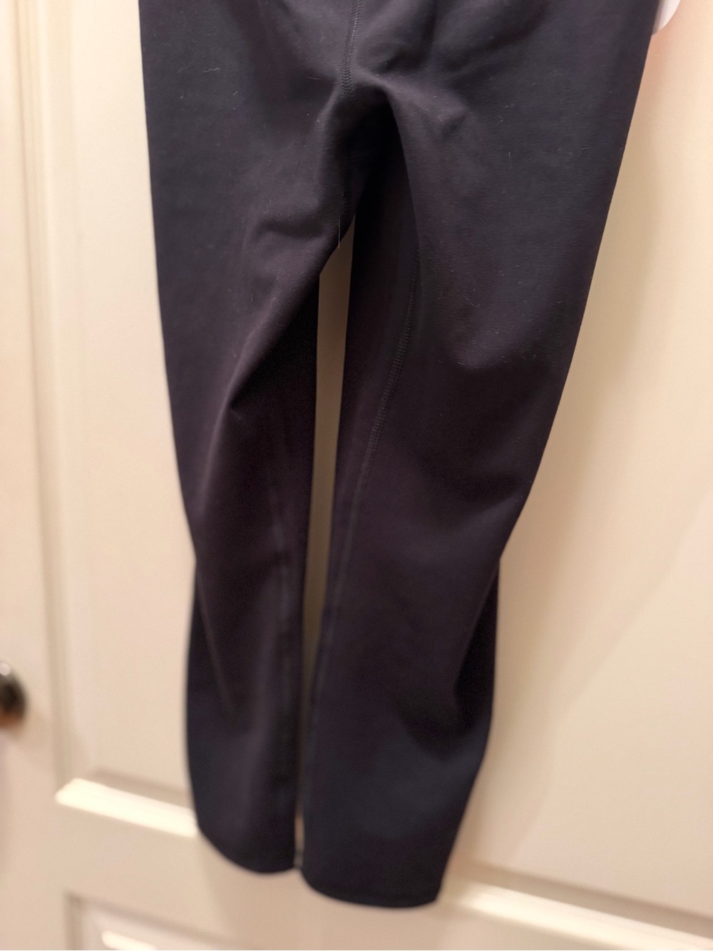 NWT Isabel Maternity by Ingrid & Isabel Black Maternity Leggings - Picture 7 of 10